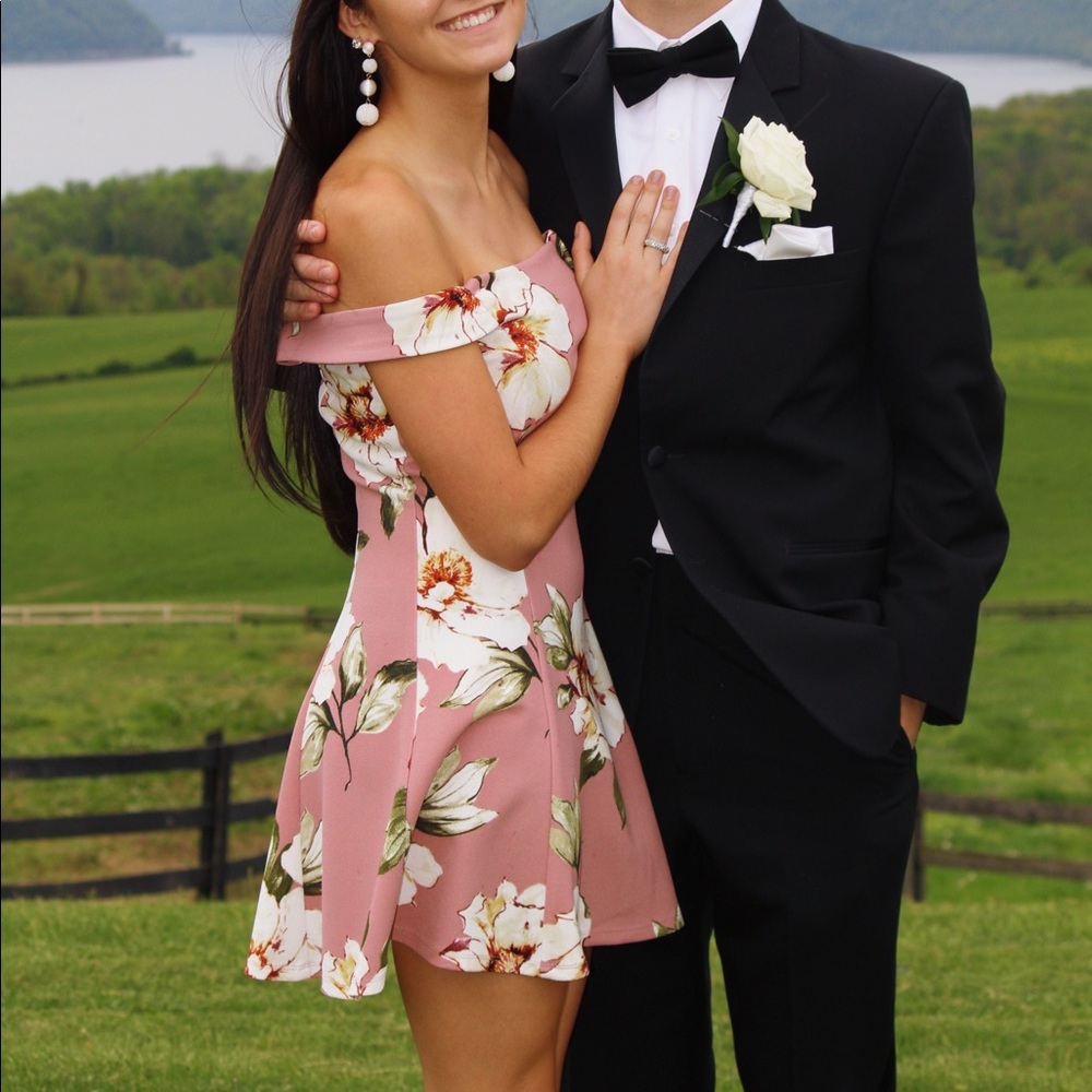 Off the Shoulder Floral Dress